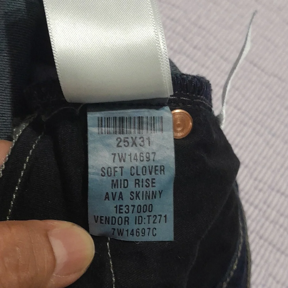 Lucky Brand Women Jeans - Picture 5 of 5